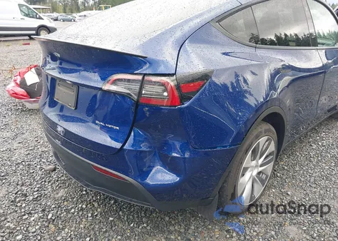 2021 Tesla Model Y Long Range Dual Motor All-Wheel Drive из США, поврежденный, VIN 5YJYGDEE8MF270076